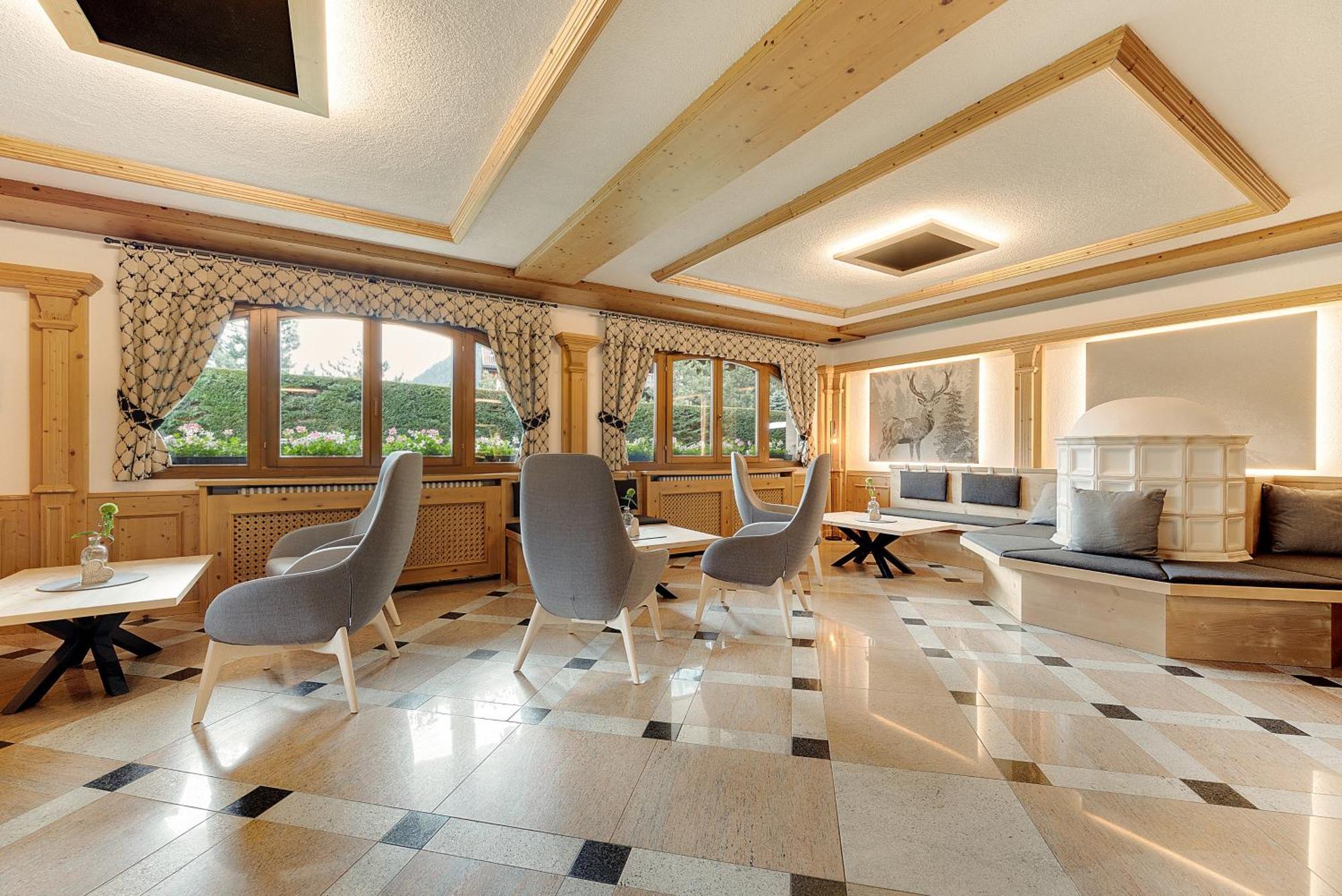Aparthotel Majestic เปรดัซโซ ภายนอก รูปภาพ