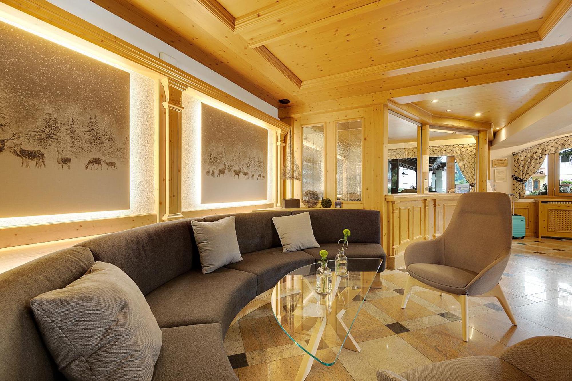 Aparthotel Majestic เปรดัซโซ ภายนอก รูปภาพ